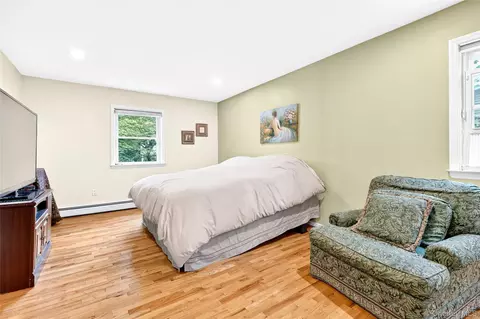 Bedroom - 14 Bubenko Dr, Garnerville, NY 10923 photo 1 of 5