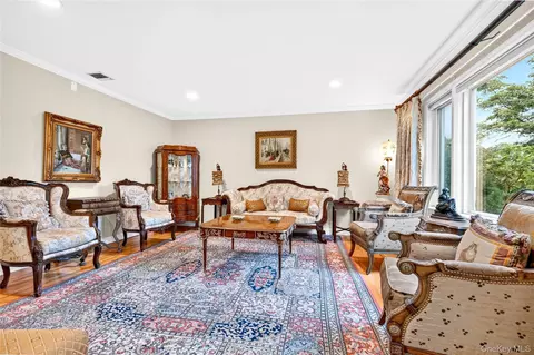 Living - 14 Bubenko Dr, Garnerville, NY 10923 photo 1 of 5