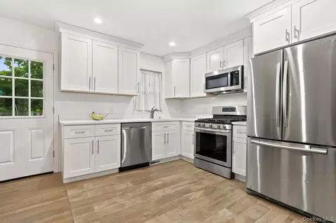 Kitchen - 47 Riverview Dr, Fishkill, NY 12524 photo 1 of 1