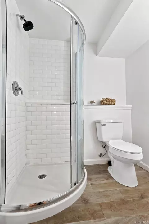 Bath - 47 Riverview Dr, Fishkill, NY 12524 photo 2 of 3