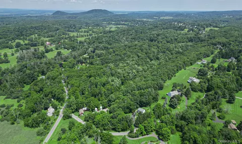 Deer Pond Lot 2 Drive, Warwick Town, NY 10990