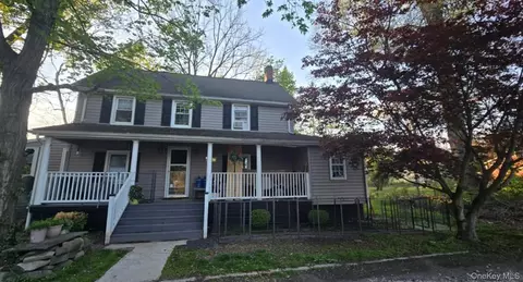 2821 State Route 207, Hamptonburgh, NY 10916