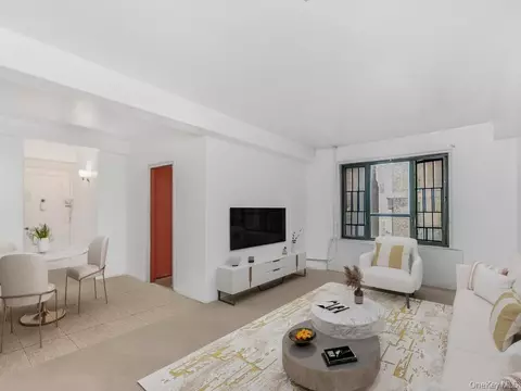 1725 Purdy St #2E, New York, NY 10462