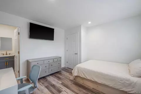 Bedroom - 48 Hillside Ave, Patchogue, NY 11772 photo 3 of 12