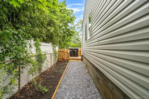 Exterior - 48 Hillside Ave, Patchogue, NY 11772 photo 6 of 6