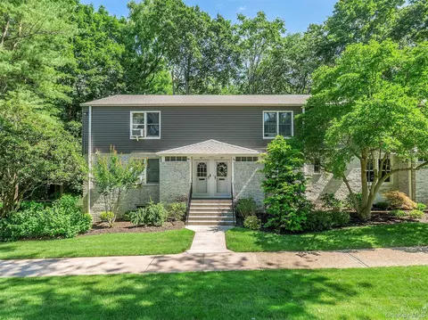 84 Glen Keith Rd # U, Glen Cove, NY 11542