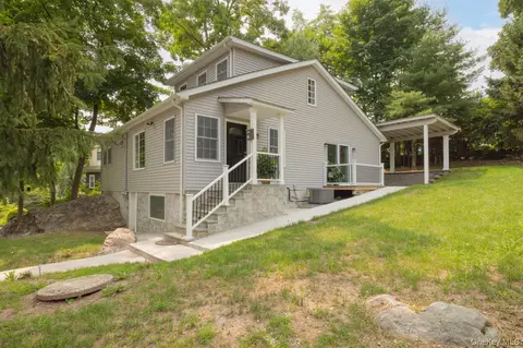 16 Wayne Ave, Highlands, NY 10922