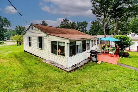 7 Brodie Rd #27 & 28, Beekman, NY 12533
