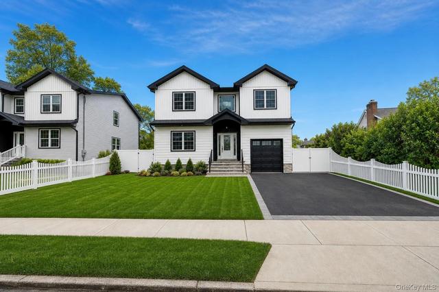 833 Cleveland St, West Hempstead, NY 11552