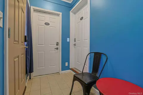 Entry Way - 629 Belden St, Peekskill, NY 10566 photo 6 of 9