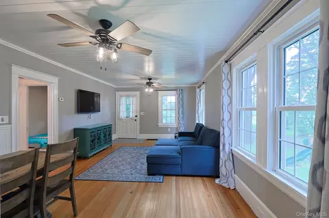Living - 36 Evergreen Ave, Poughkeepsie, NY 12601 photo 2 of 2