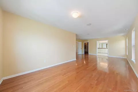 Living - 421 Vassar Pl, Fishkill, NY 12524 photo 8 of 8