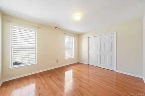 Bedroom - 421 Vassar Pl, Fishkill, NY 12524 photo 5 of 7