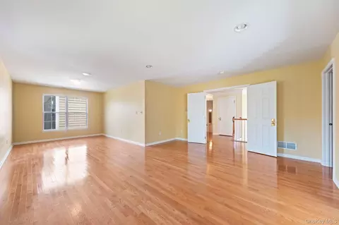 Living - 421 Vassar Pl, Fishkill, NY 12524 photo 7 of 8