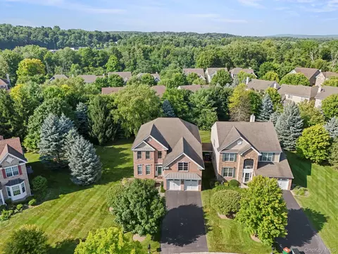 View/Area - 421 Vassar Pl, Fishkill, NY 12524 photo 1 of 9