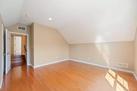 Bedroom - 421 Vassar Pl, Fishkill, NY 12524 photo 6 of 7