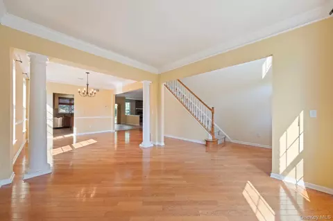 Living - 421 Vassar Pl, Fishkill, NY 12524 photo 1 of 8