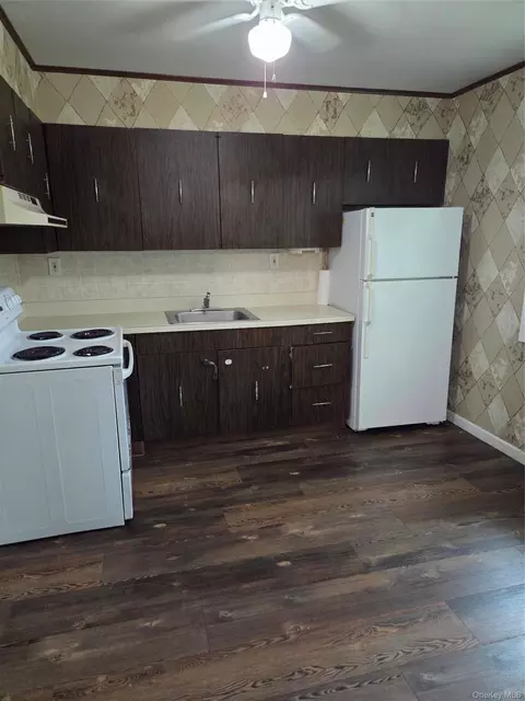 40-218 W 4th St #218, Patchogue, NY 11772 photo 7