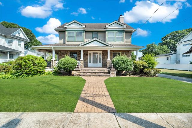 50 Catherine St, Valley Stream, NY 11581