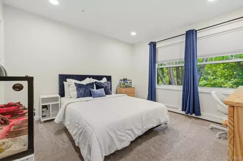 Bedroom - 63 Hunt Rd, Wallkill, NY 12589 photo 7 of 7