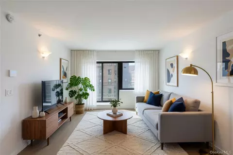 97-30 64th Ave #3A, New York, NY 11374