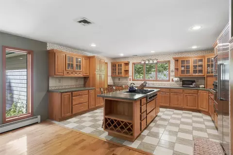 Kitchen - 68 Bowen Rd, Warwick, NY 10990 photo 2 of 5