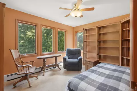 Bedroom - 68 Bowen Rd, Warwick, NY 10990 photo 3 of 4