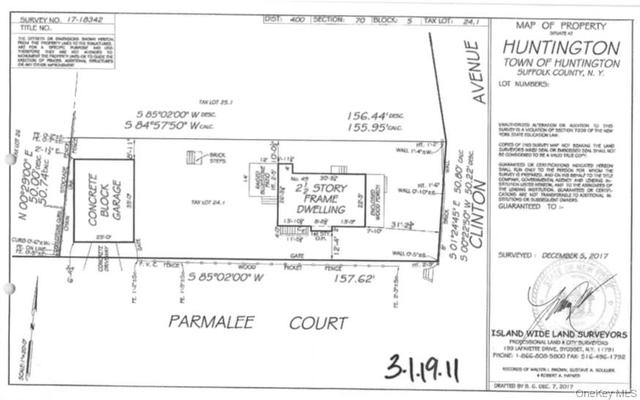 49 Clinton Ave, Huntington, NY 11743
