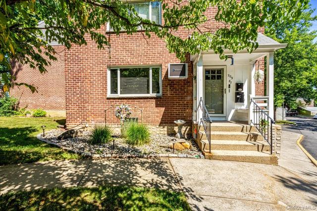 209-87 18th Ave #196, Bayside, NY 11360
