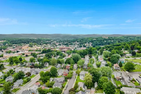 View/Area - 211 Pomeroy St, Peekskill, NY 10566 photo 4 of 6