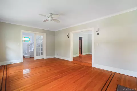 Living - 211 Pomeroy St, Peekskill, NY 10566 photo 1 of 4