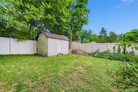 Exterior - 211 Pomeroy St, Peekskill, NY 10566 photo 8 of 8