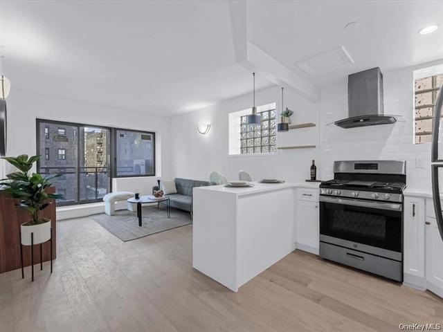 97-30 64th Ave #5A, New York, NY 11374