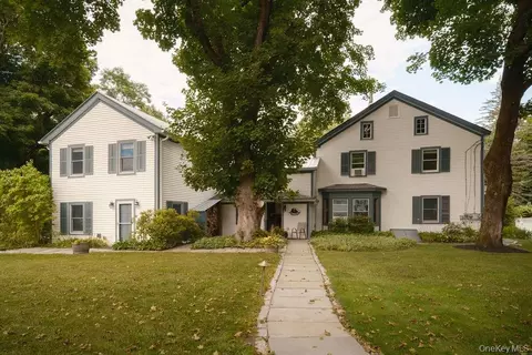 2327 Salt Point Tpke, Clinton, NY 12514