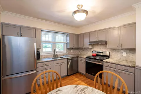 Kitchen - 24 S Gate Dr, Poughkeepsie, NY 12601 photo 5 of 5
