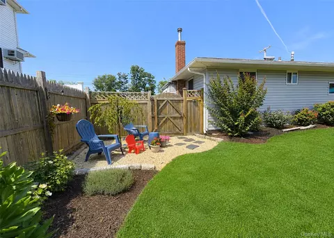 Exterior - 8 Harrison St, Patchogue, NY 11772 photo 4 of 4