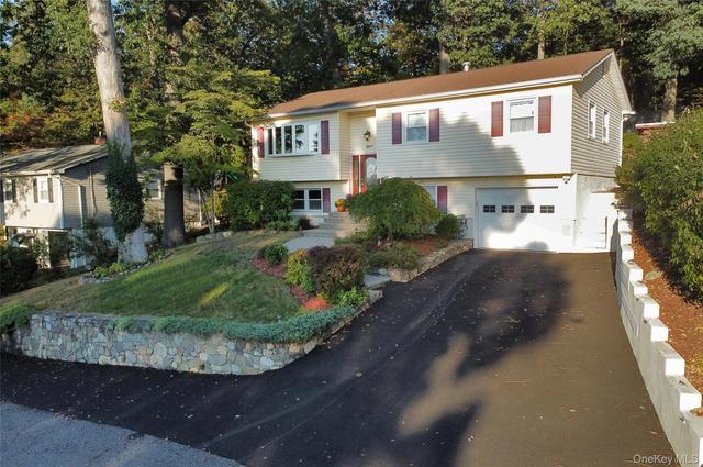 9 Prospect Pl, Ramapo, NY 10901