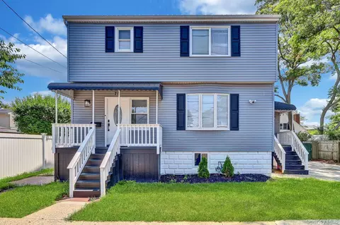 75 2nd Ave, East Rockaway, NY 11518