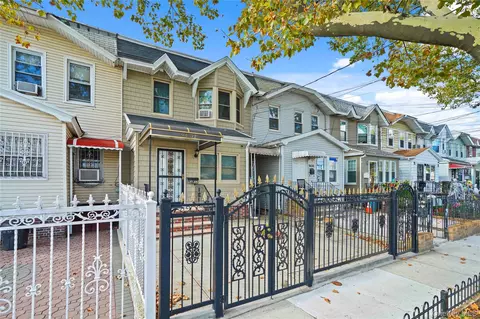 94-32 77th St, New York, NY 11416