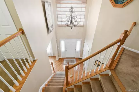 Entry Way - 415 Vassar Pl, Fishkill, NY 12524 photo 1 of 2