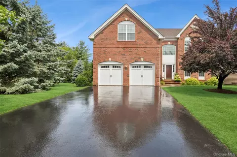 Exterior - 415 Vassar Pl, Fishkill, NY 12524 photo 3 of 8