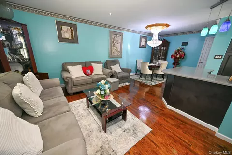 142-14 131st Ave, Jamaica, NY 11436