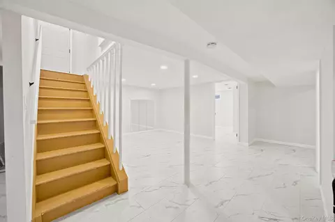 Entry Way - 2811 Clearview Expy, New York, NY 11360 photo 1 of 1