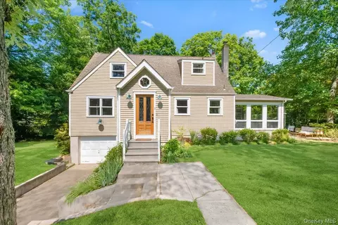 3 Gabriel Dr, Cortlandt, NY 10567