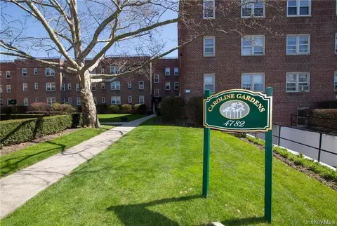 4782 Boston Post #A- 3B, Pelham, NY 10803