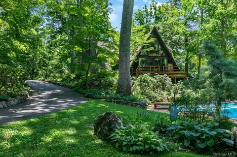 1750 Baptist Church Rd, Yorktown, NY 10598