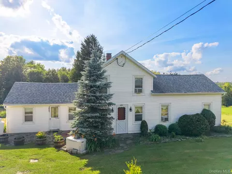 1841 State Route 10 Rte, Jefferson, NY 12093