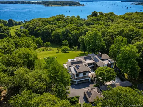 235 Cleft Rd, Mill Neck, NY 11765