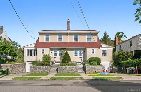 220-222 Carol Ave, Pelham, NY 10803