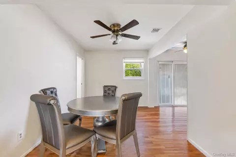 Dining - 437 Commack Rd, Islip, NY 11751 photo 1 of 2